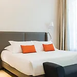 Foch Boutique & فندق