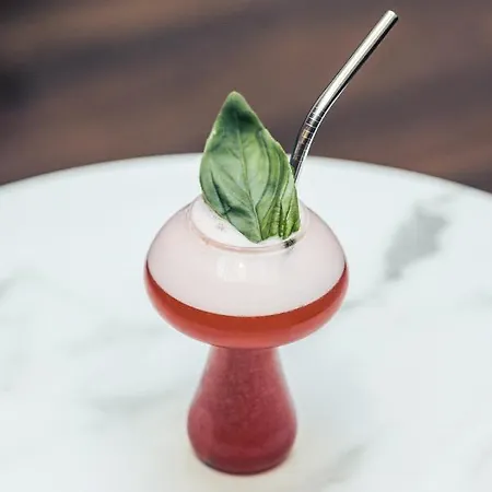 Hotel Foch Boutique & 5*