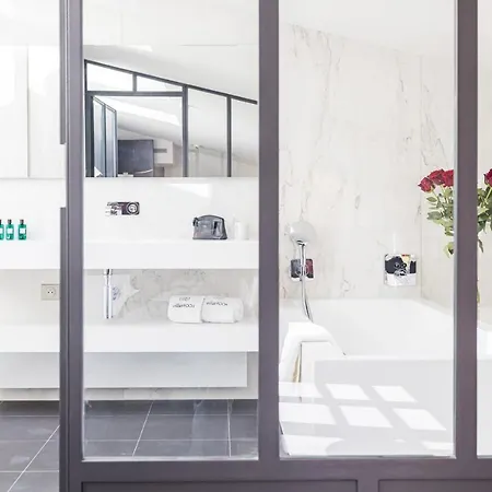 Hotel Foch Boutique & 5*