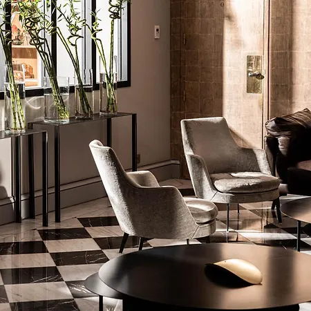 Foch Boutique & Hotel