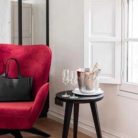 Foch Boutique & Hotell 5*