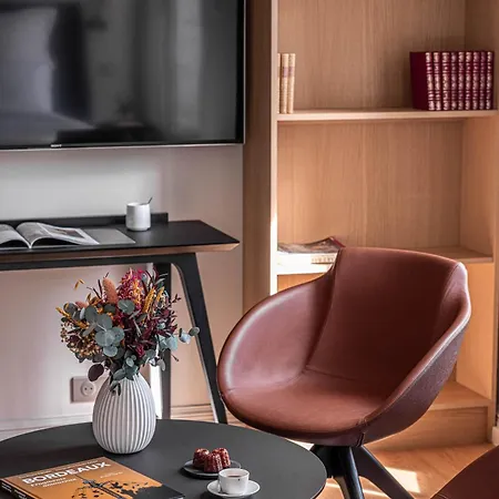 Foch Boutique & Hotel