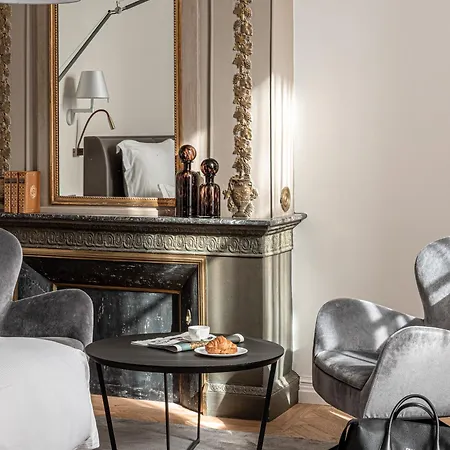 Foch Boutique & Hotel 5*