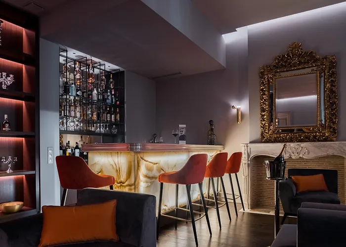 Foch Boutique & Hotel