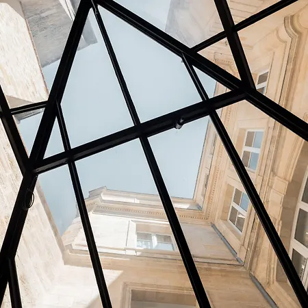 Foch Boutique & Hotel 5*